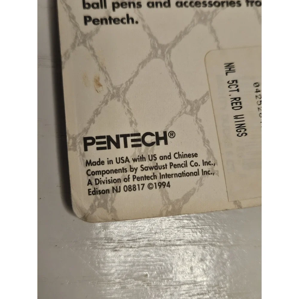 Vintage‎ RED WINGS TEAM LOGO 5-PACK PENCILS BRAND NEW Pentech  **READ**